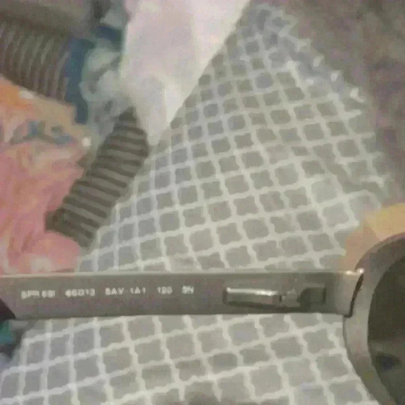 PRADA sunglasses - Picture 3 of 6